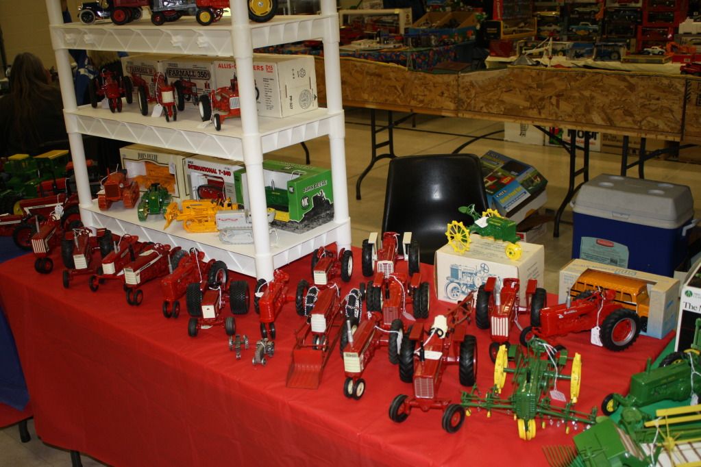 Dayton FFA Toy Show Pictures Toy Farmin' LLC Presents Farm Toys & More(TM)